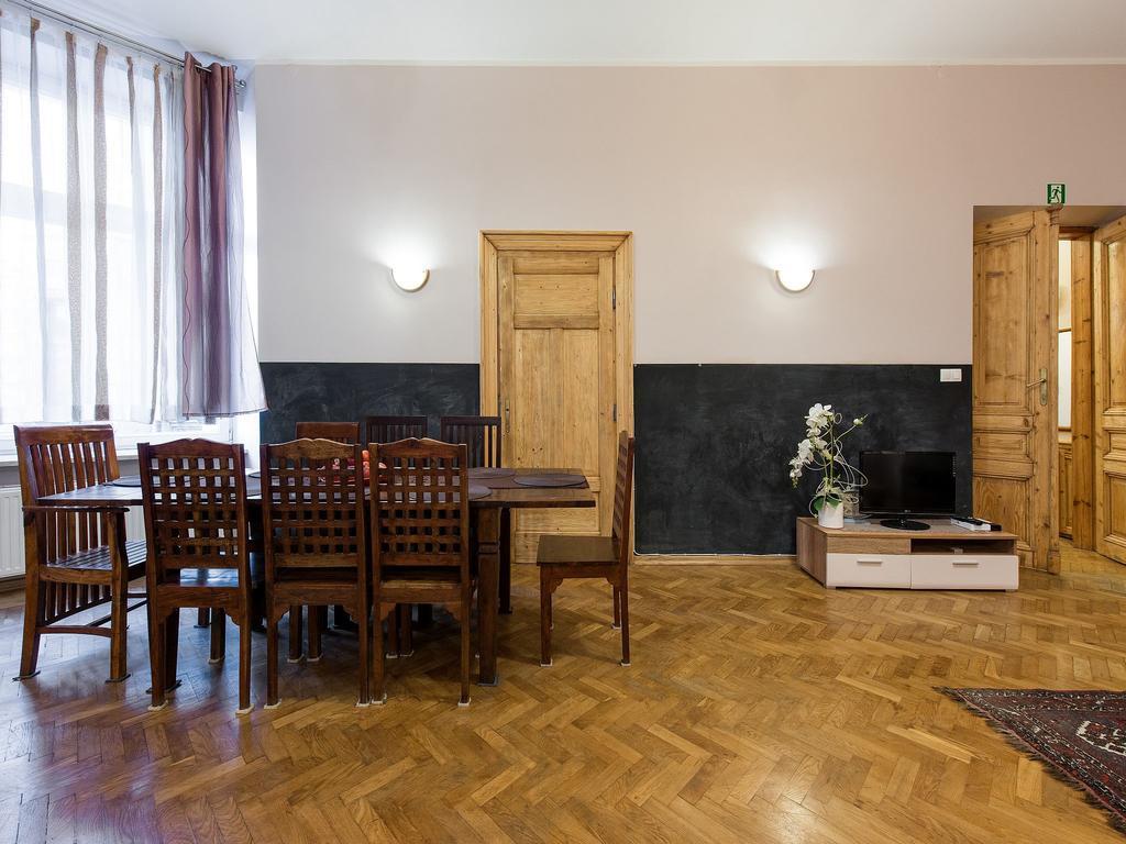 5 Bedroom Family Apartment Красков Стая снимка